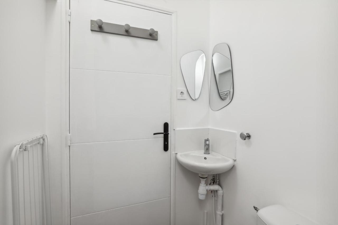 Chic Apart Near Paris Apartment อาร์ฌ็องเตย ภายนอก รูปภาพ