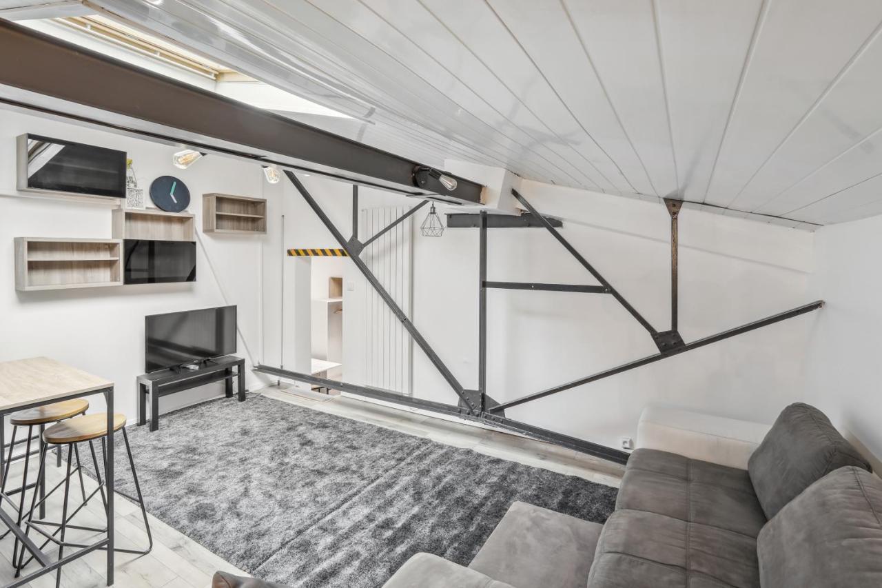 Chic Apart Near Paris Apartment อาร์ฌ็องเตย ภายนอก รูปภาพ